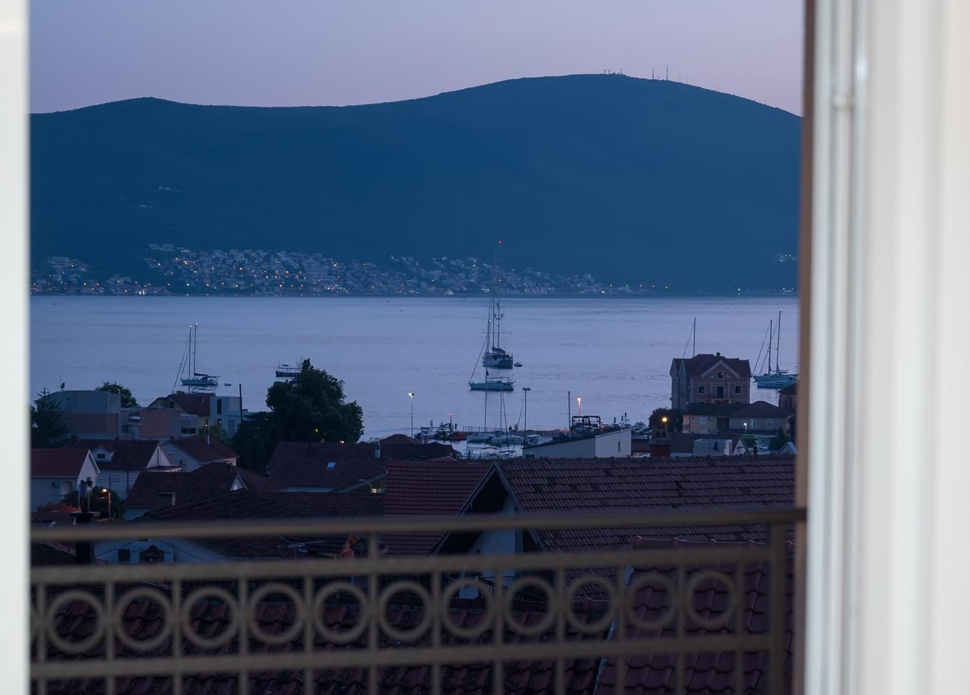 Luxury Apartments Ivanovic Tivat Exterior photo